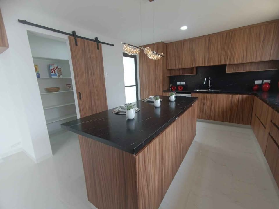 Casa en venta · 4 rec · 207 m² · Lomas de Angelópolis 3