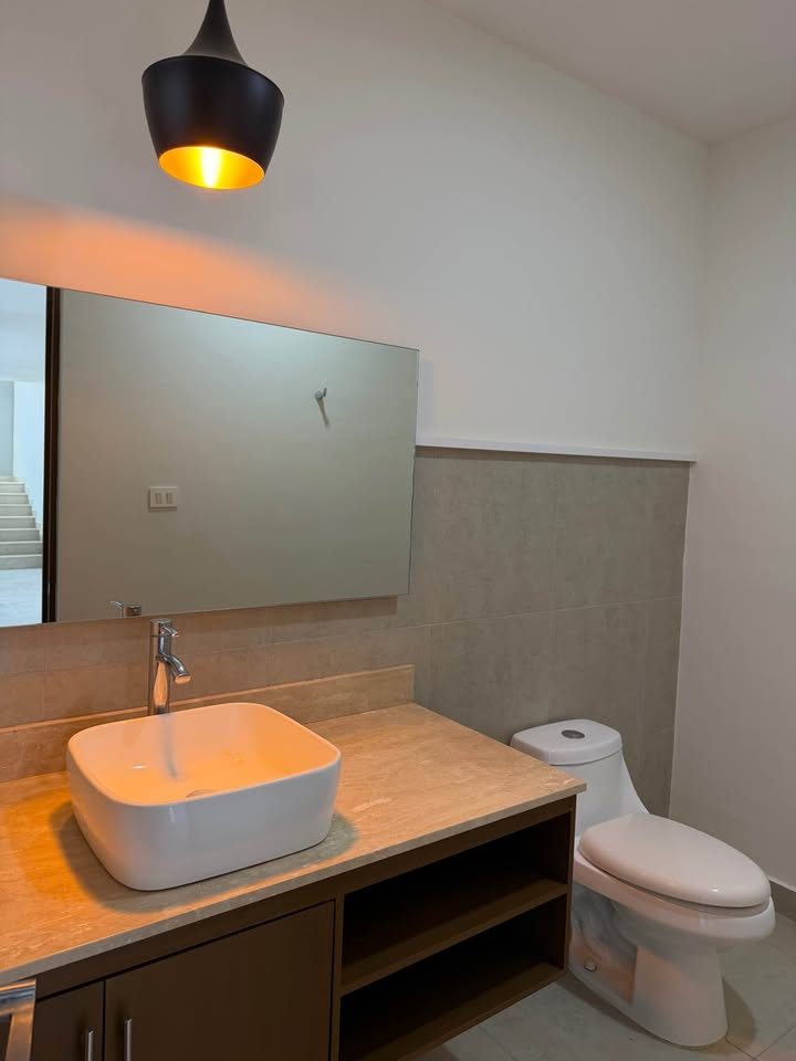 4 habitaciones 5,5 baños - Casa 3