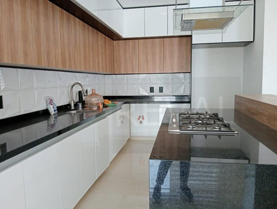 4 habitaciones 3.5 baños Departamento 2