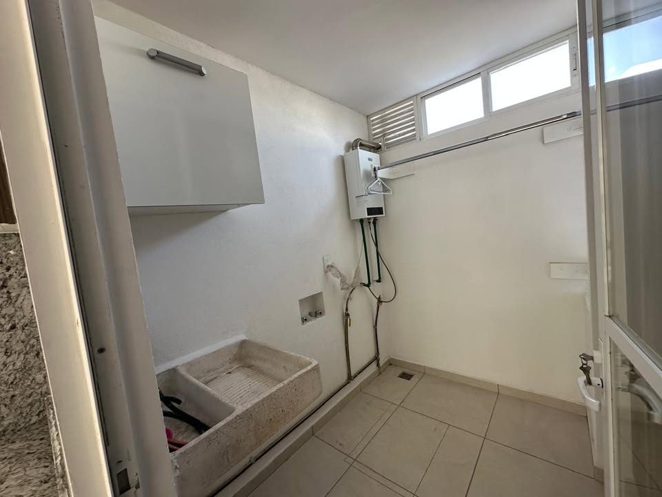 3 habitaciones 2.5 baños Casa 3