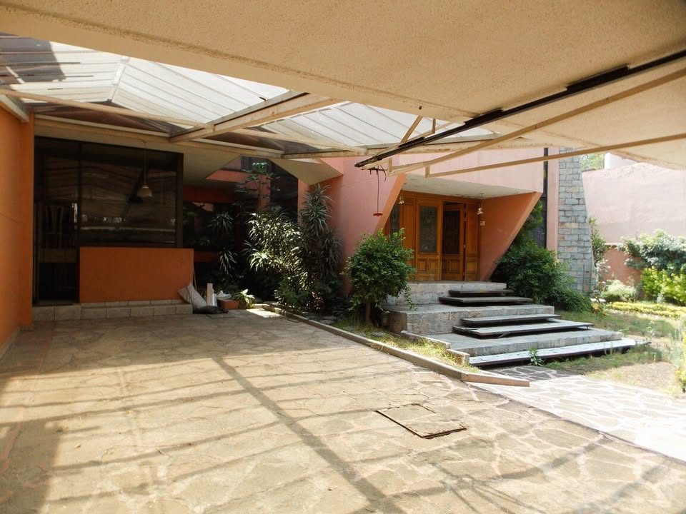 3 habitaciones 5.5 baños Casa 2