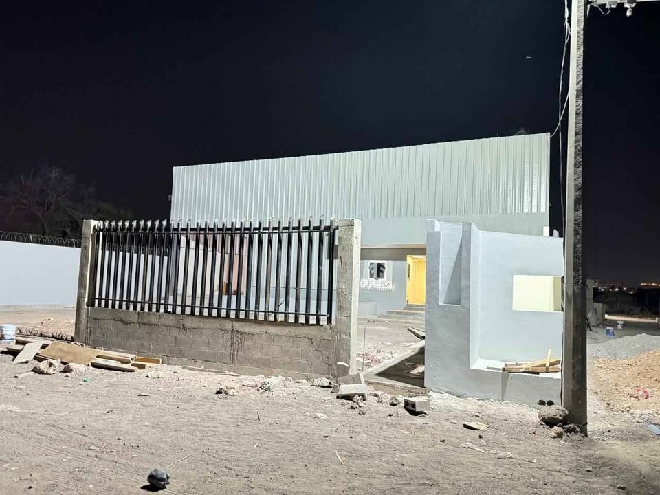Bodega en renta · 1 196 m² · Querétaro 3