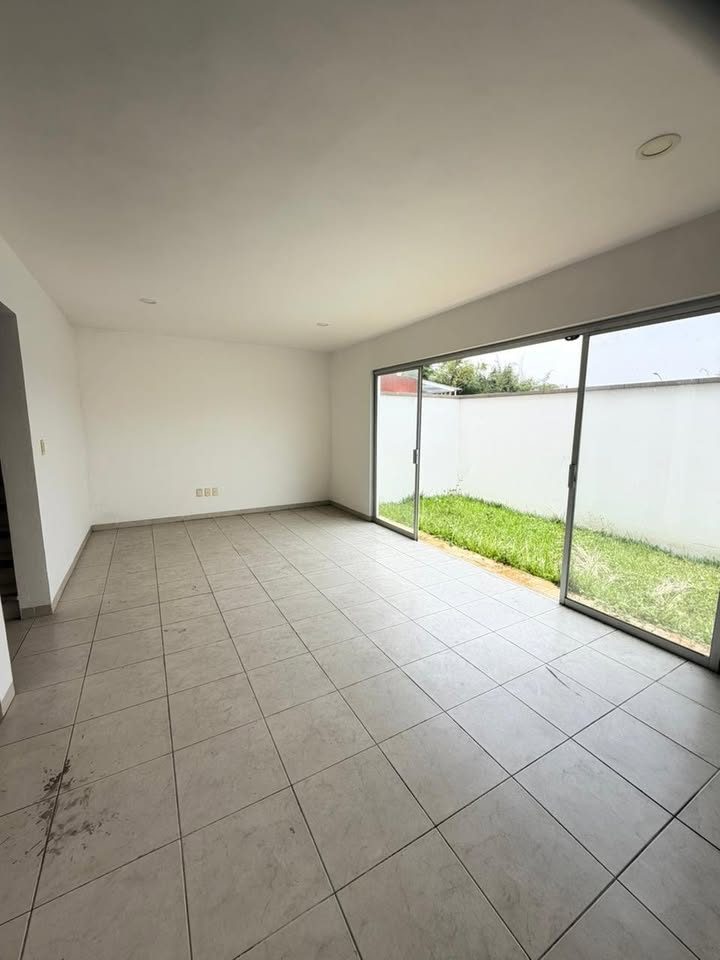 3 habitaciones 2 baños Casa 2