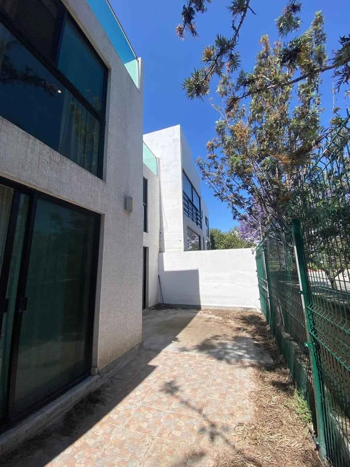 4 habitaciones 5 baños - Casa 2