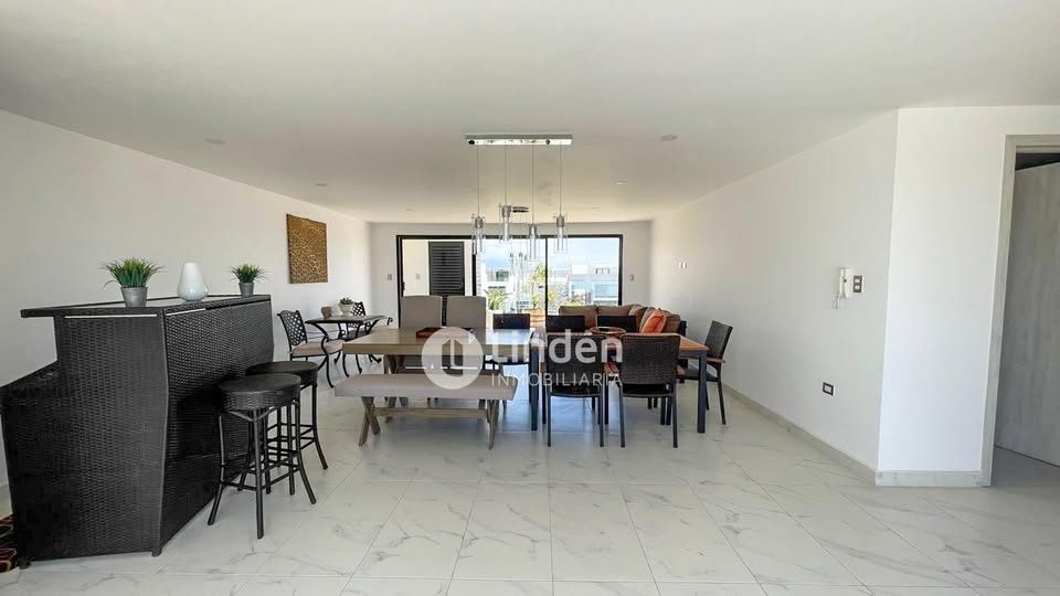 3 habitaciones 4.5 baños Casa 3
