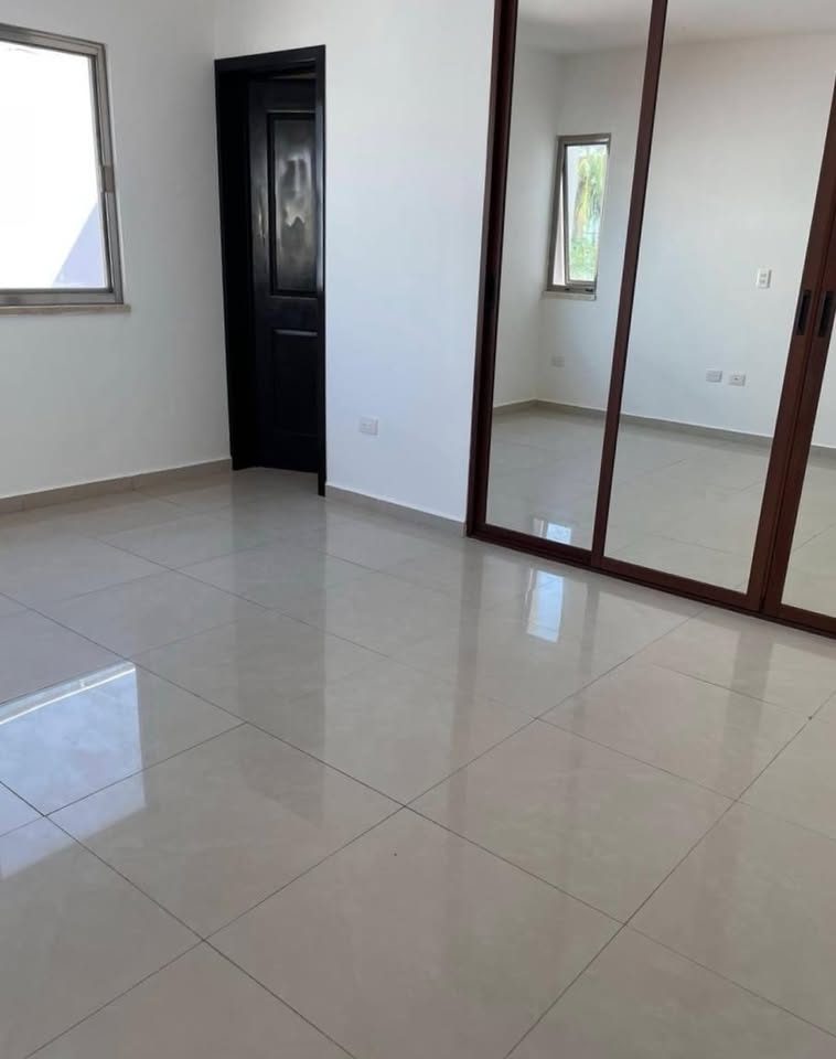 3 habitaciones 5 baños Departamento 2