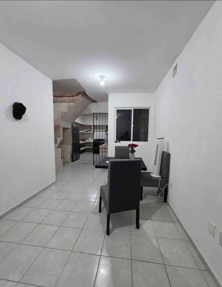 5 habitaciones 2 baños - Casa 2