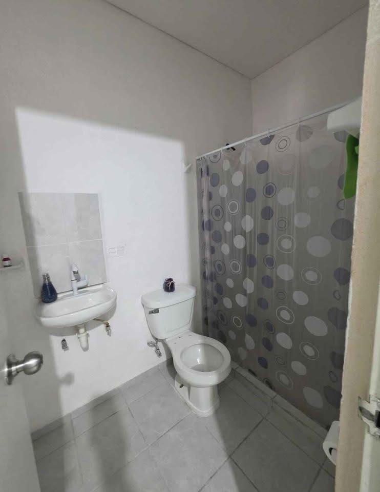 5 habitaciones 2 baños - Casa 3