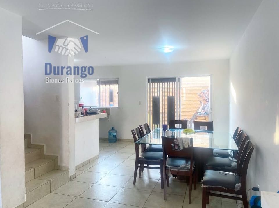 3 habitaciones 2.5 baños Casa 3