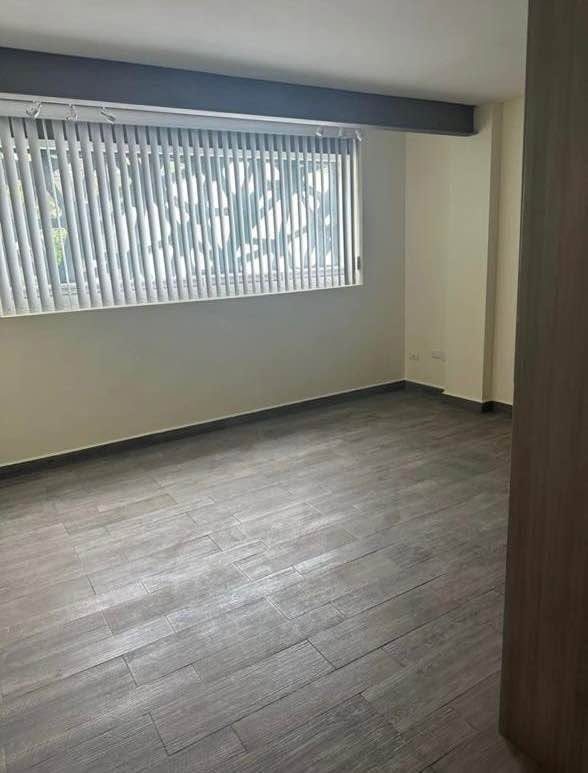 5 Beds 6 Baths - House 2