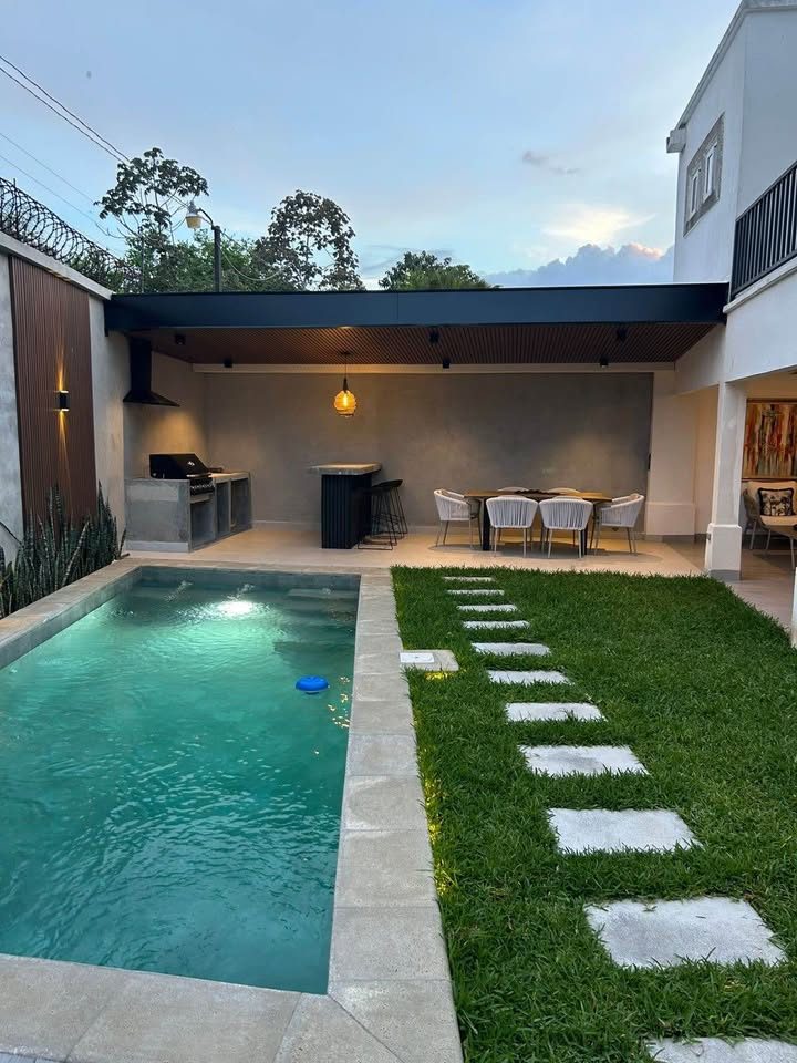 Busco terraza, jardín, Palapa para fiesta que tenga disp para 21 de agosto 2