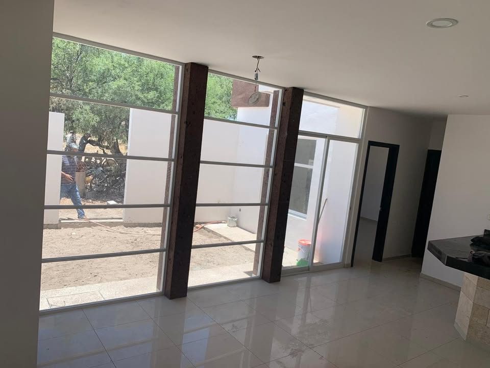 SE RENTA  HERMOSA CASA  *RESIDENCIAL BALCONES DE TAPIAS 2