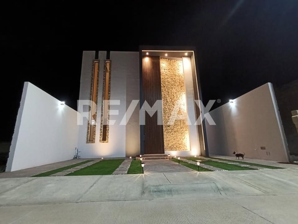 3 habitaciones 3 baños Casa 2
