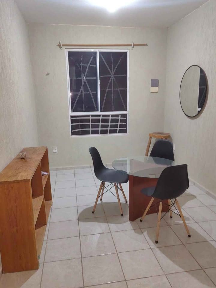 🏘️Rento depto en aldea tulum 
💵Renta mensual $6000
💴deposito $7000

🥶 Cuenta con a/a en cada hab 3