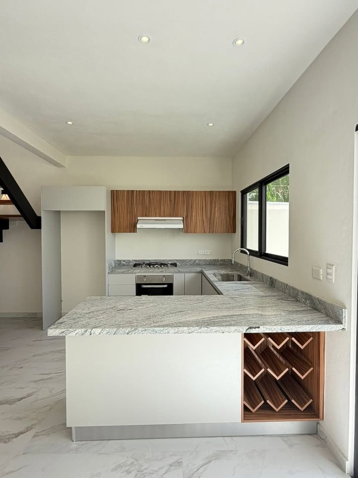 3 habitaciones 2.5 baños Casa 2