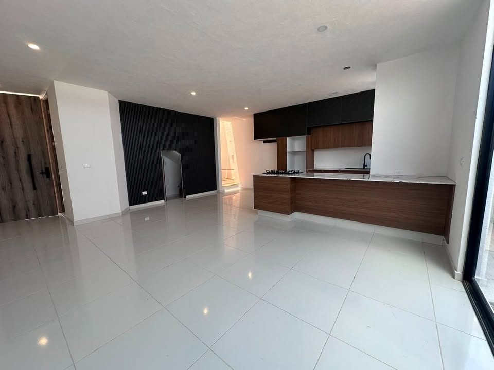 5 habitaciones 3 baños Casa 2