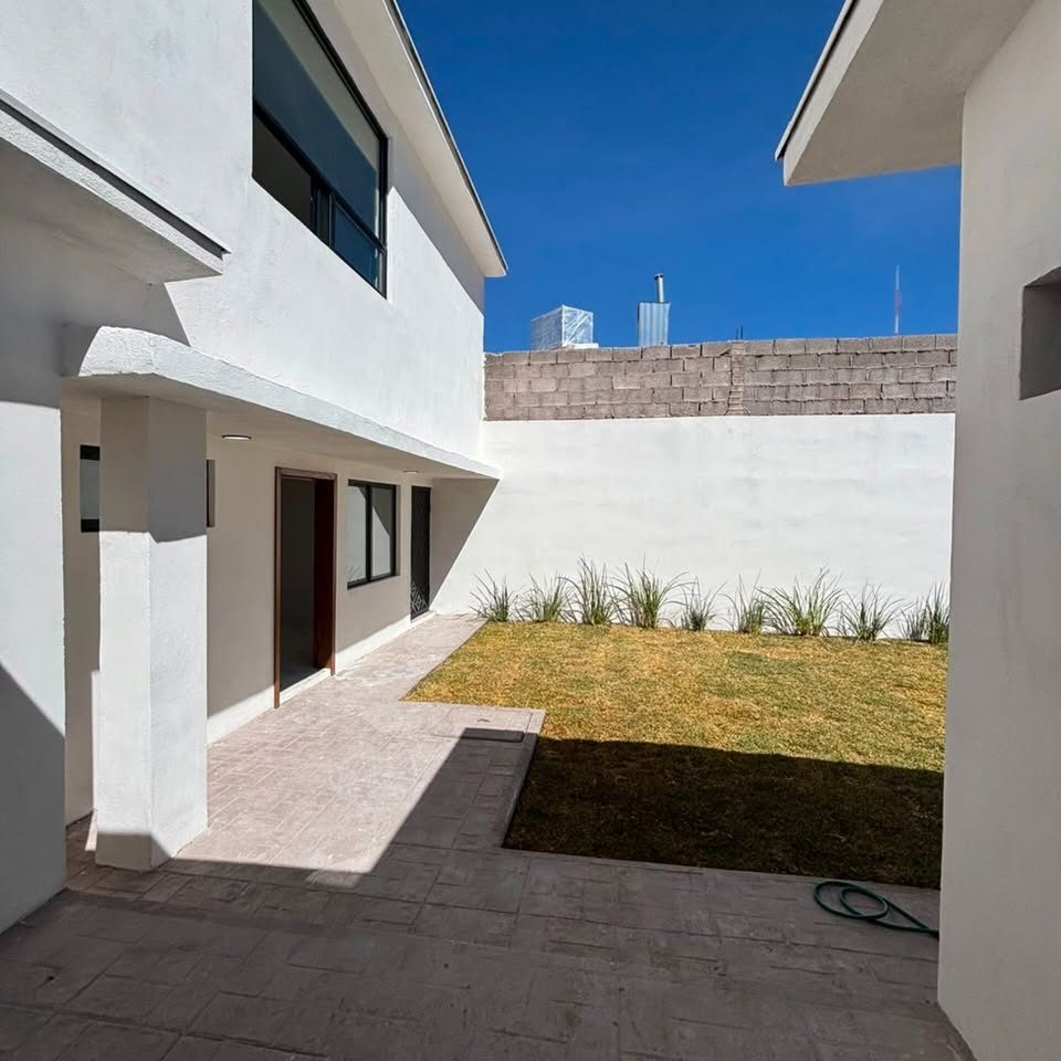 3 habitaciones 2 baños Casa 3