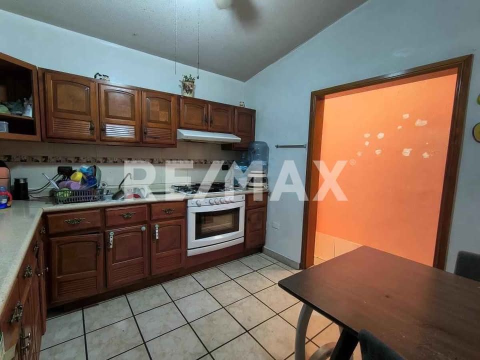 4 habitaciones 2 baños - Casa 3