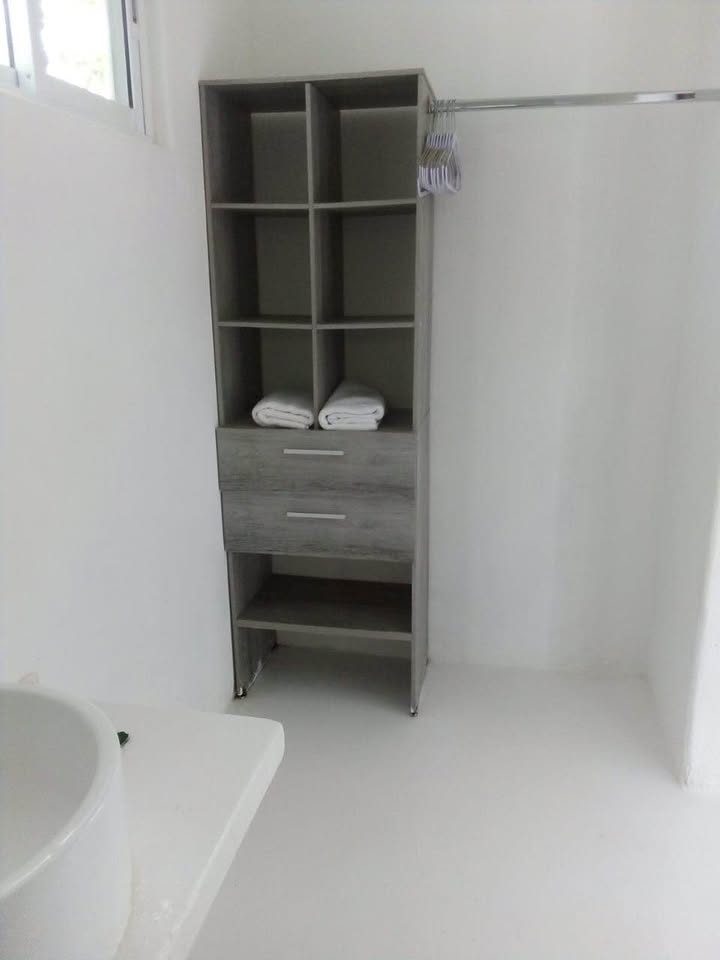 1 Bed 1 Bath - House 3