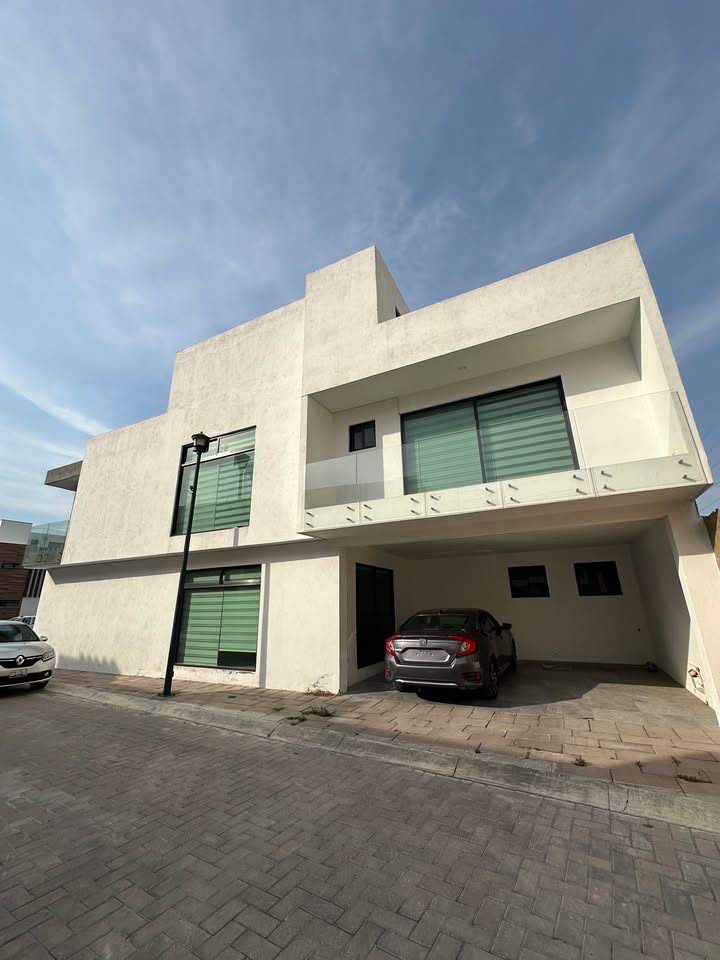 4 habitaciones 5 baños - Casa 2