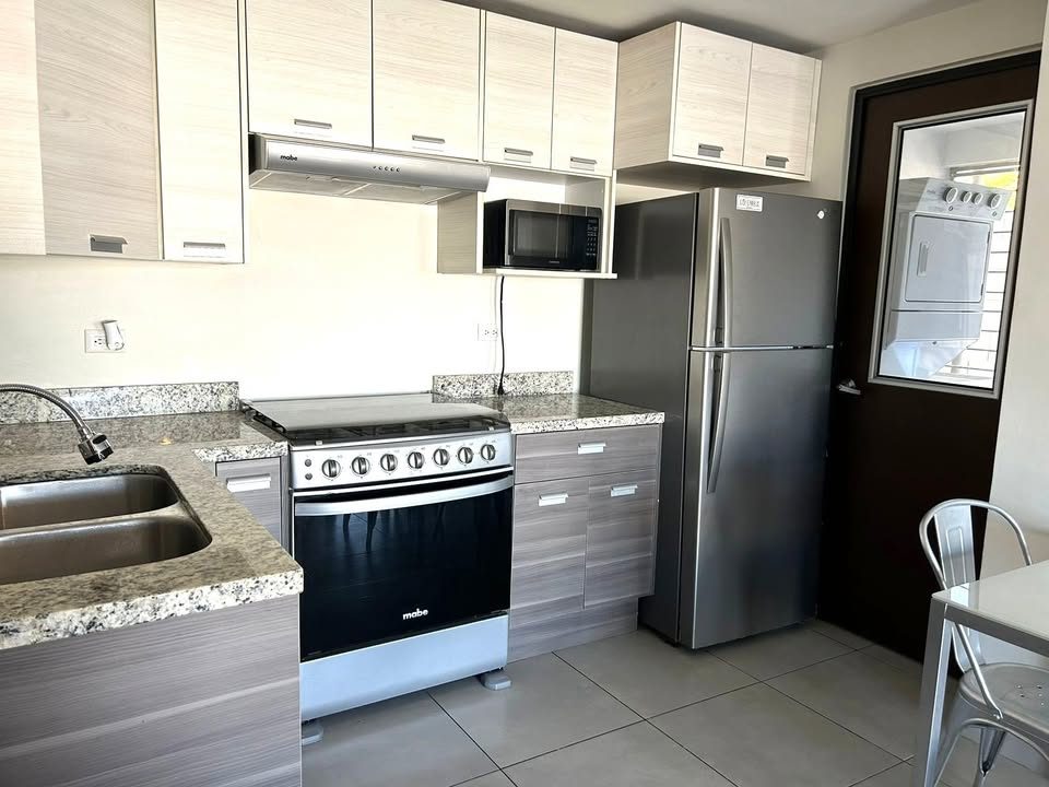 2 Beds 2 Baths - House 2