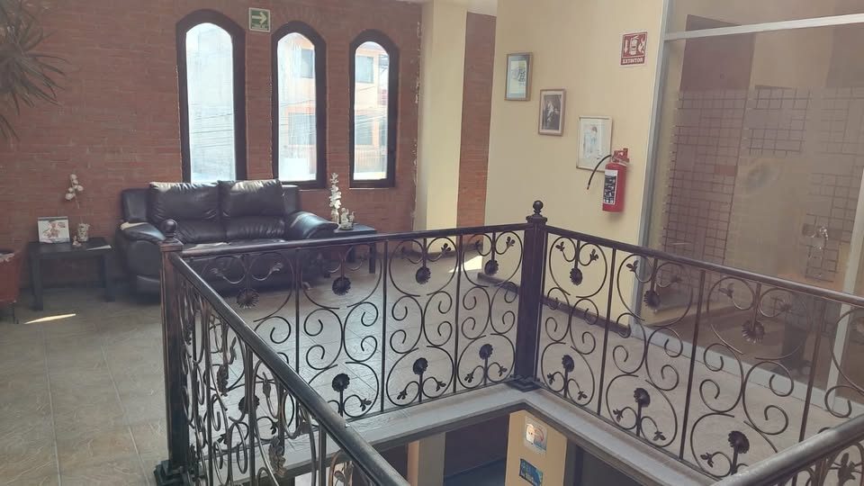 11 habitaciones 4 baños Casa 3