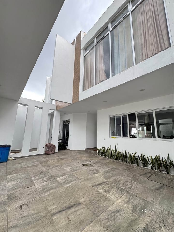 4 habitaciones 3 baños - Casa 2