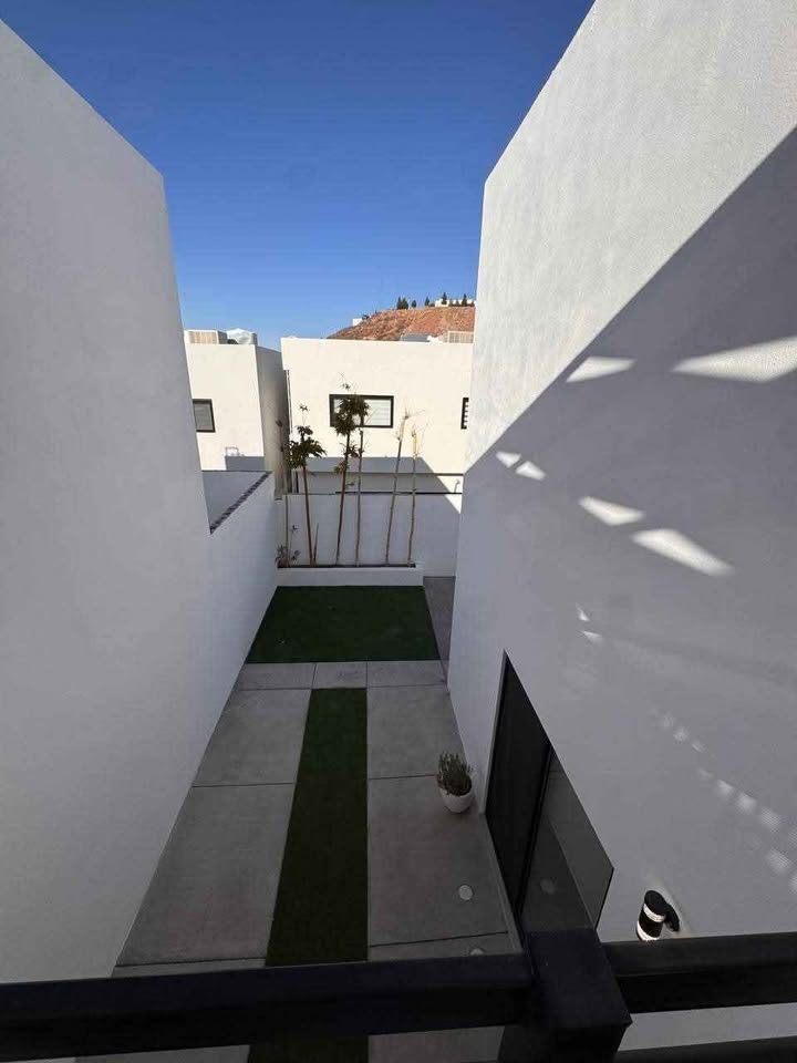 4 habitaciones 2 baños - Casa 3