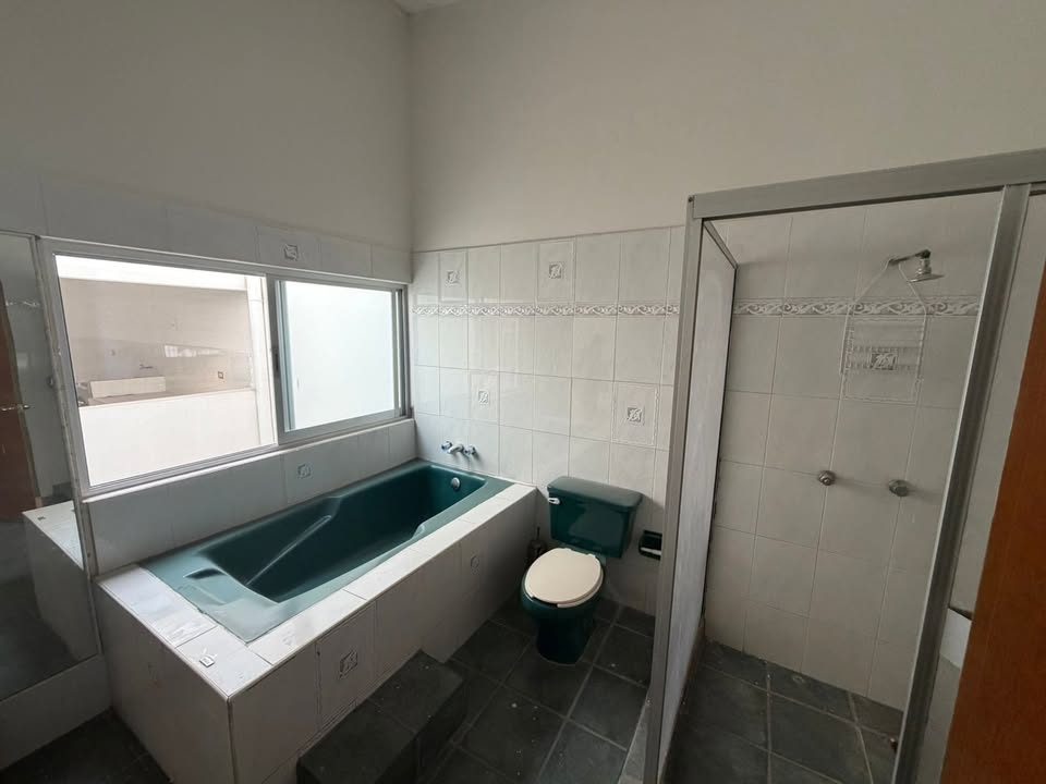 4 habitaciones 2 baños Casa 3