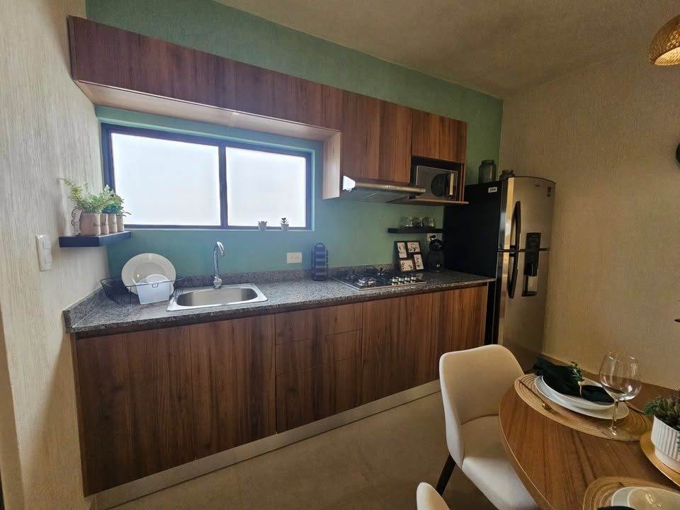 3 Beds 2 Baths Apartment 3