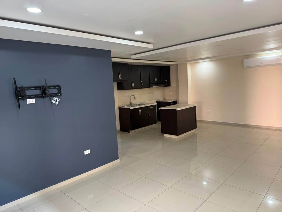 🚨 DEPARTAMENTO EN RENTA – ZONA CENTRO 
📍 A una cuadra de la garita 2