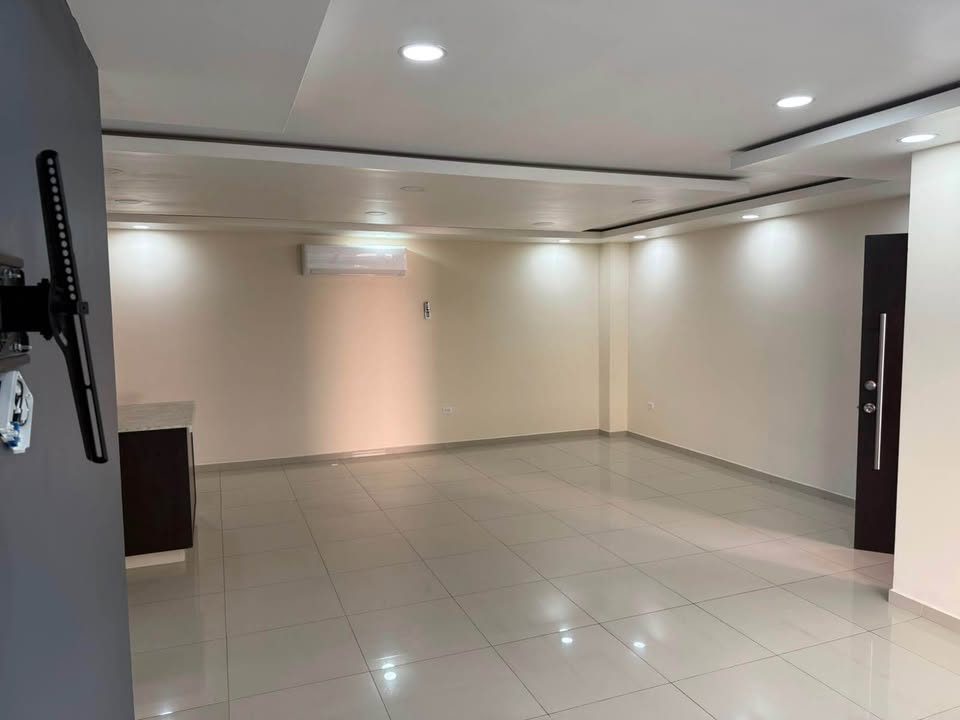 🚨 DEPARTAMENTO EN RENTA – ZONA CENTRO 
📍 A una cuadra de la garita 3