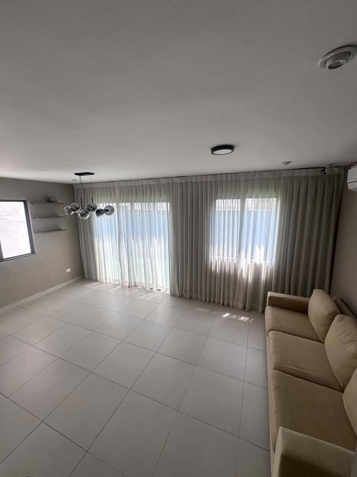 3 habitaciones 4 baños Casa 3