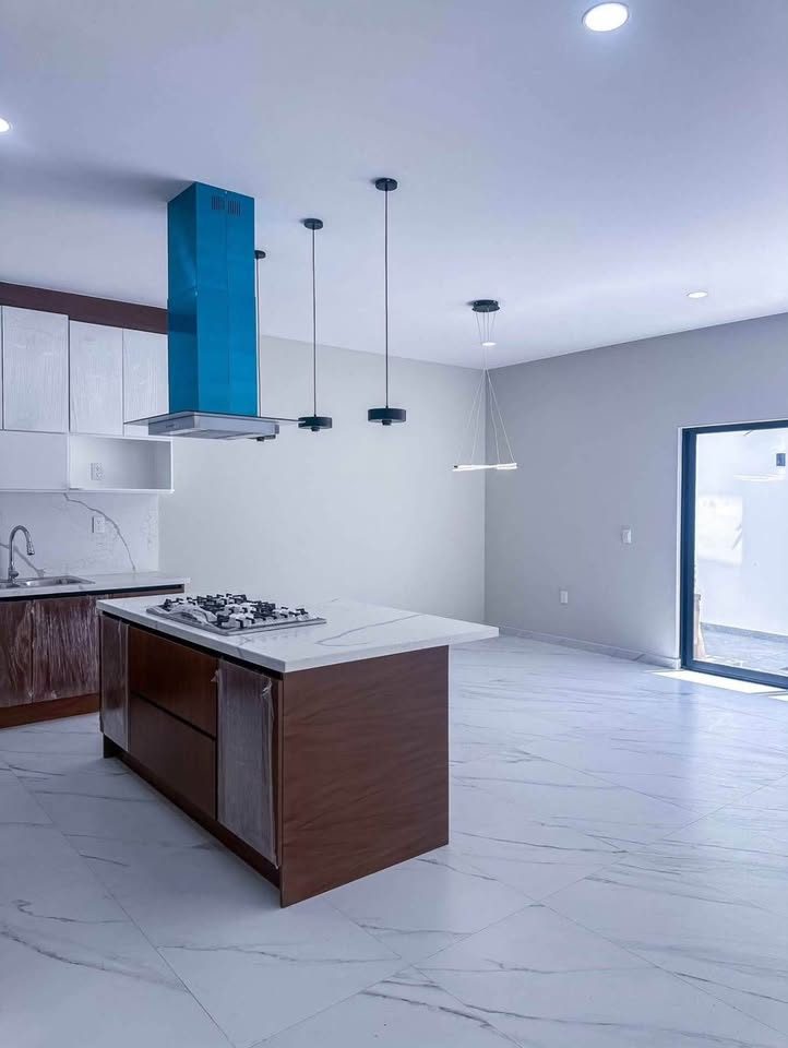 4 habitaciones 4,5 baños - Casa 2