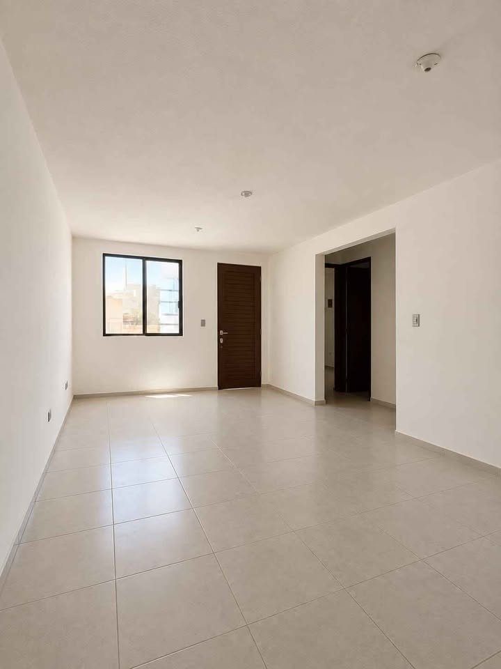 2 habitaciones 1 baño Casa 2
