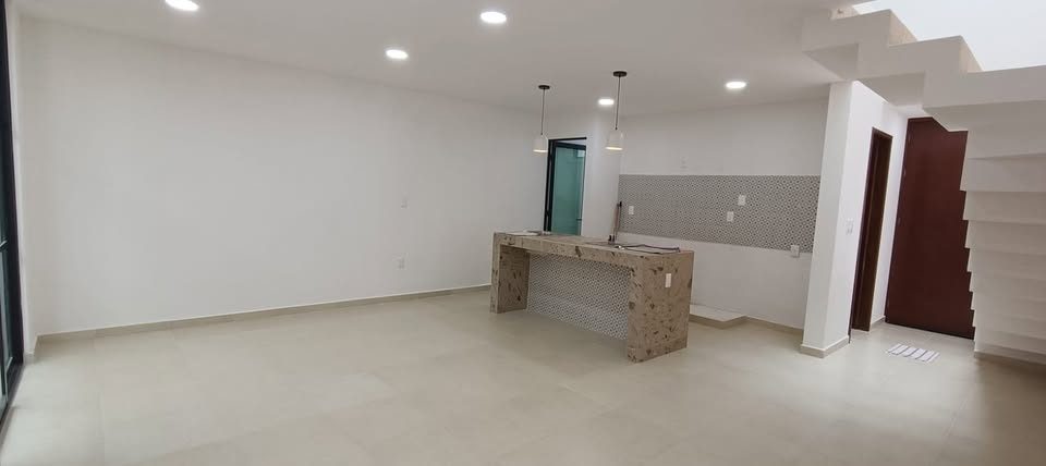 3 habitaciones 2.5 baños Casa 3