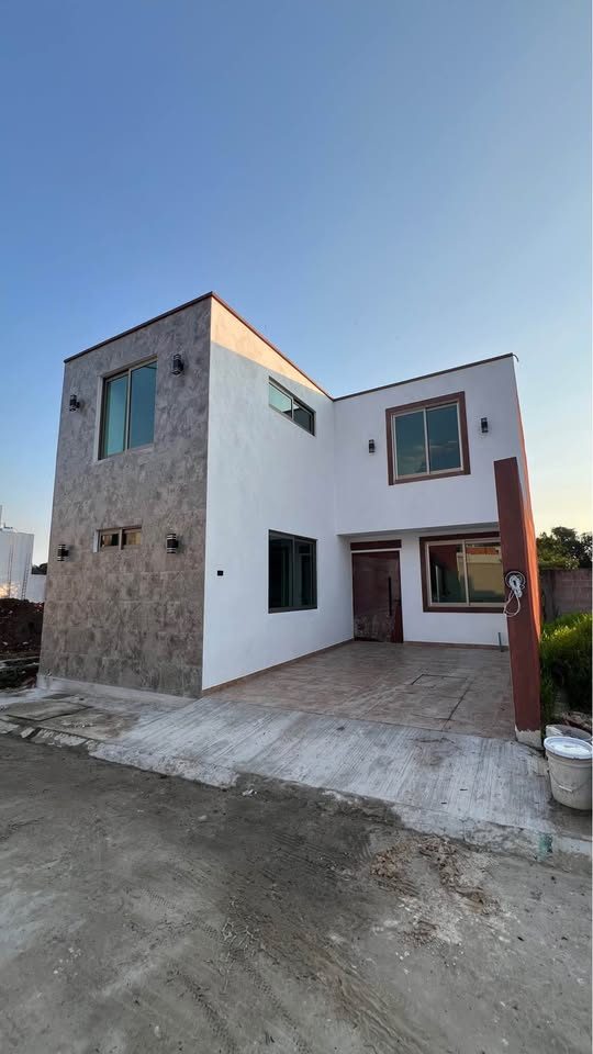 3 habitaciones 4 baños - Casa 2