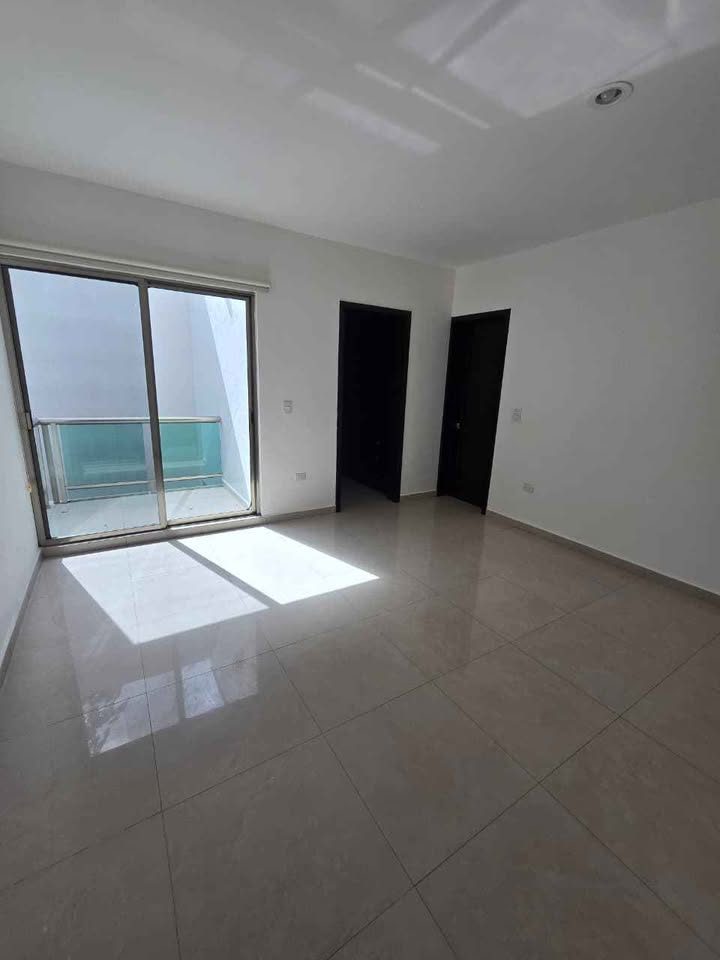 3 habitaciones 4 baños - Casa 2