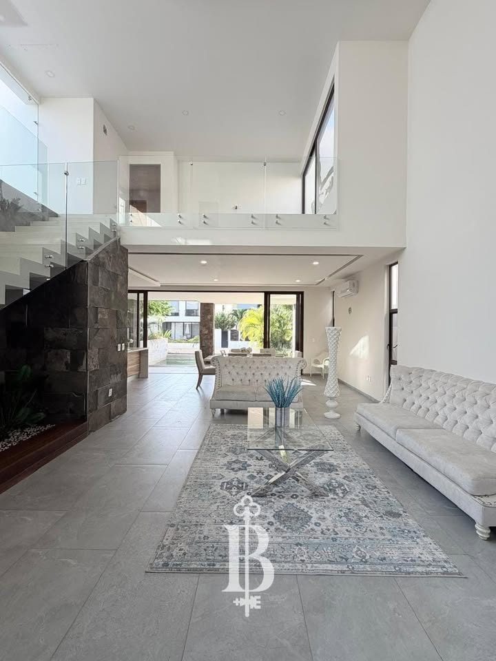 4 habitaciones 4 baños Casa 3