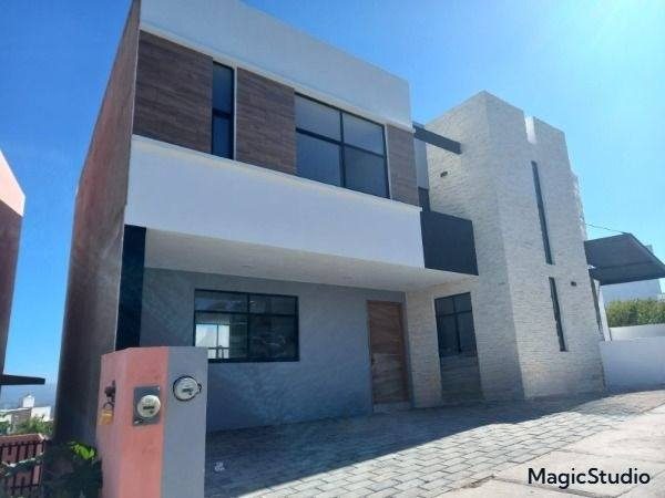 4 habitaciones 4 baños - Casa 2