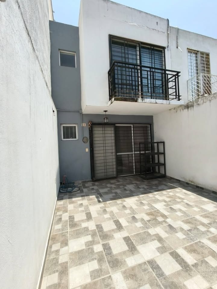 2 habitaciones 2 baños Casa 2