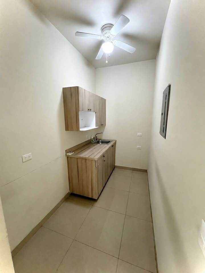 4 habitaciones 2 baños Casa 3