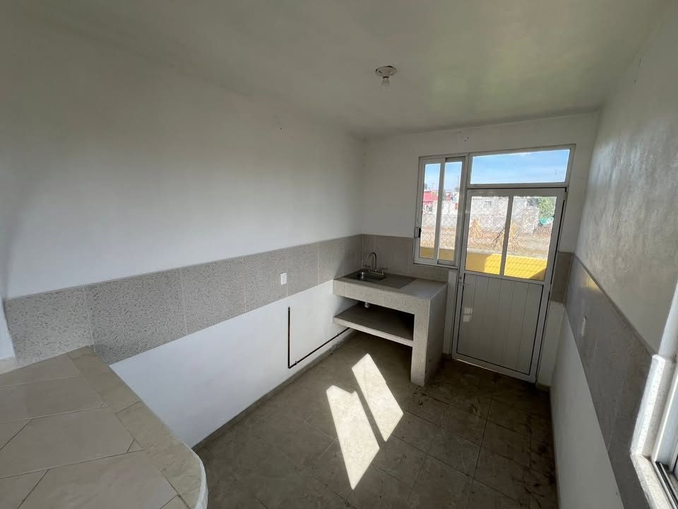 6 habitaciones 3 baños Casa 3