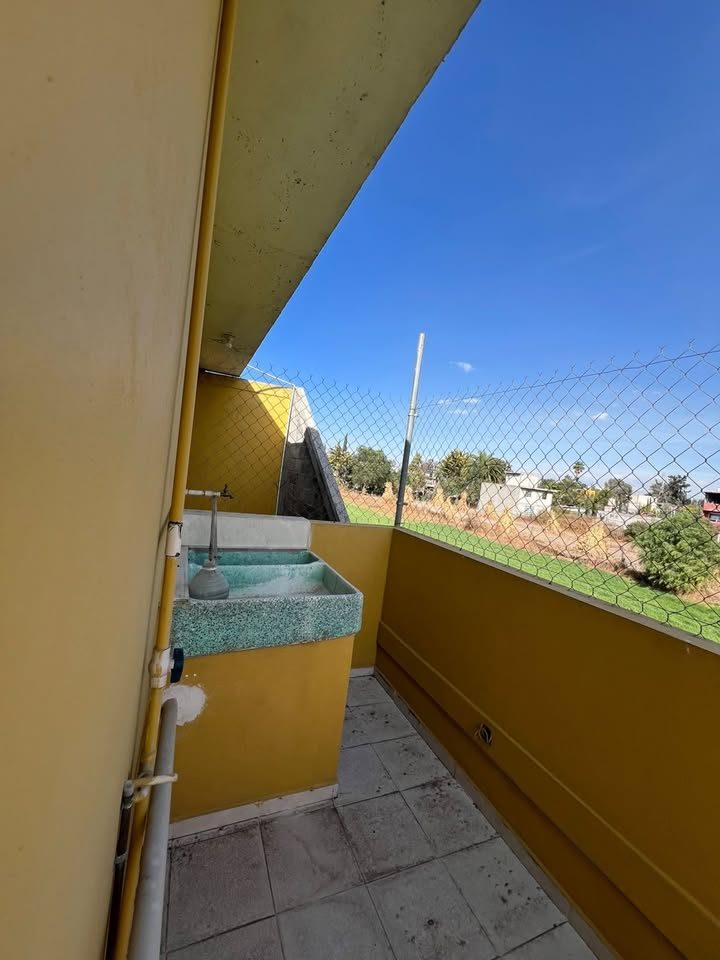6 habitaciones 3 baños Casa 2