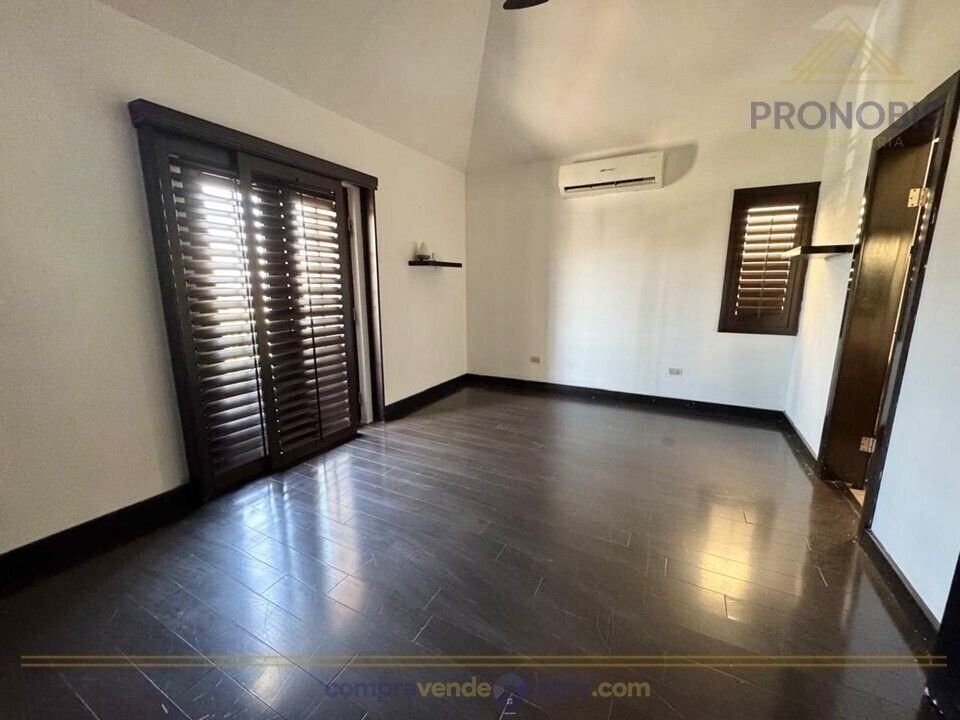 3 habitaciones 3 baños Casa 3