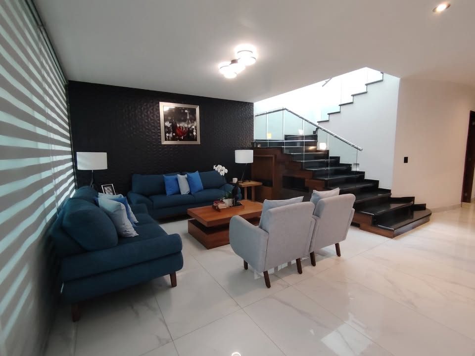 3 habitaciones 4 baños Casa 3