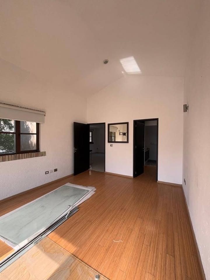 4 habitaciones 3 baños Casa 2