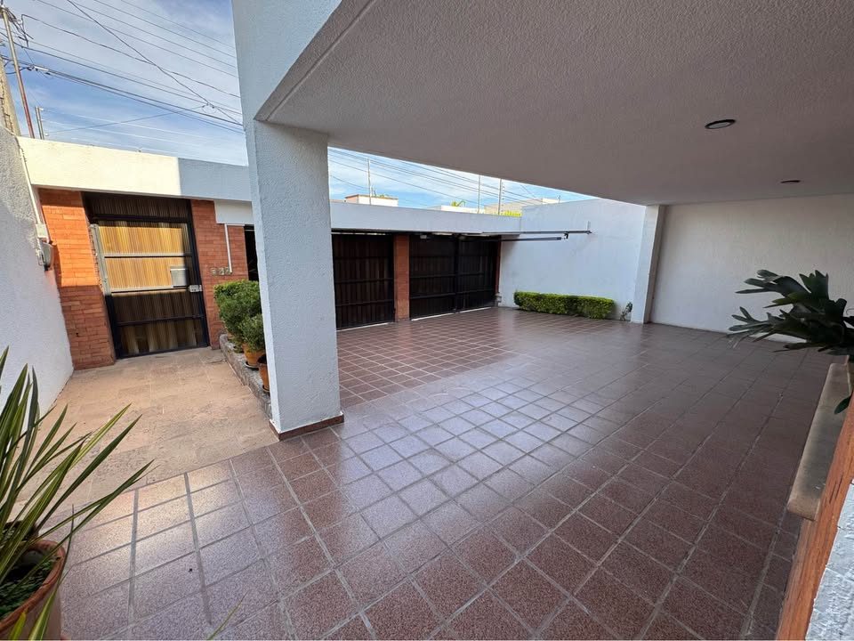 4 habitaciones 3,5 baños - Casa 3