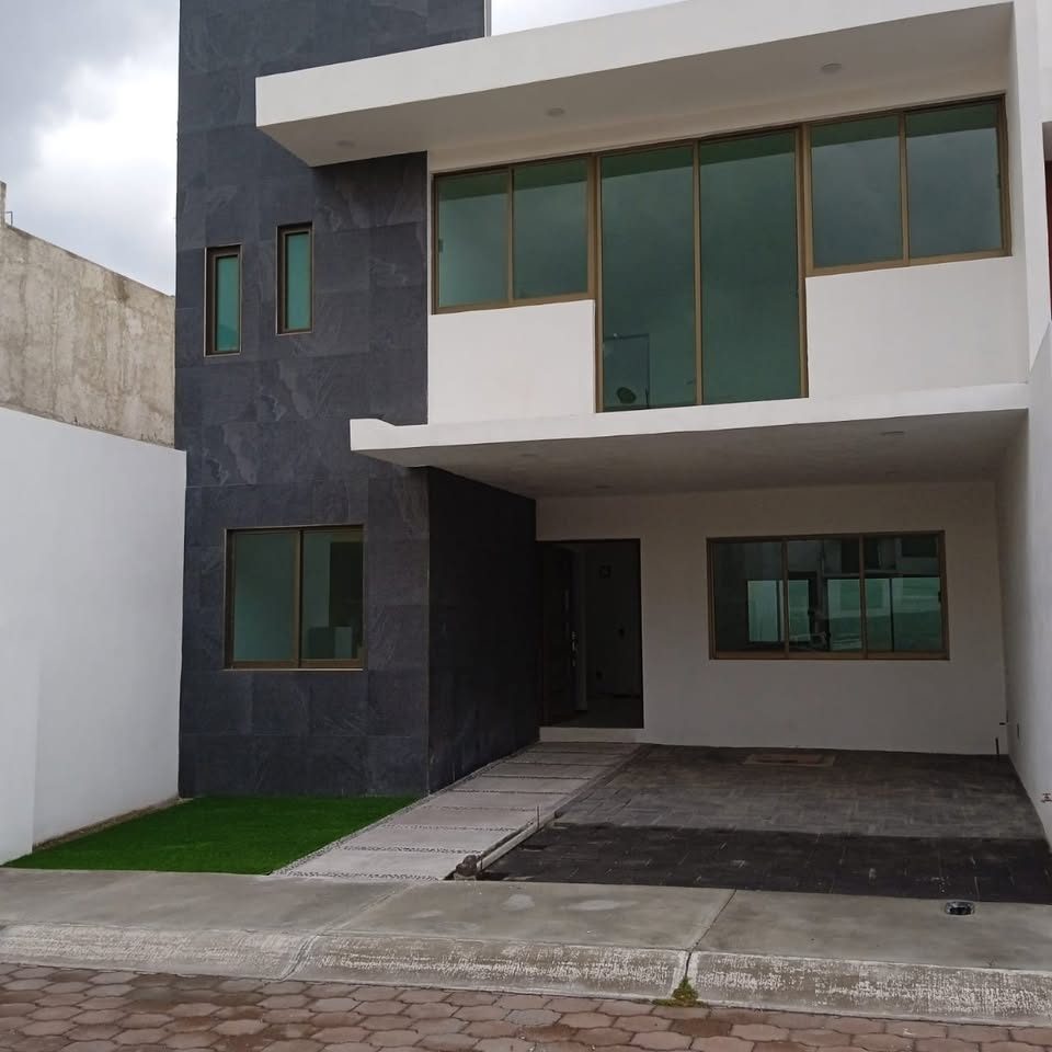 4 habitaciones 3.5 baños Casa 2