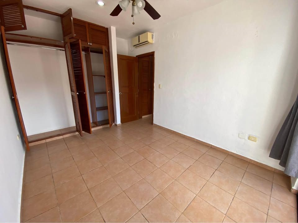 3 Beds 3 Baths - Apartment 3